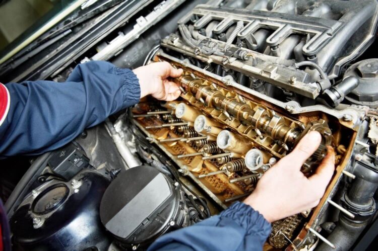 "МистерКар" - компания, предоставляющая качественные услуги по ремонту двигателя внутреннего сгорания (ДВС) в Одинцово.